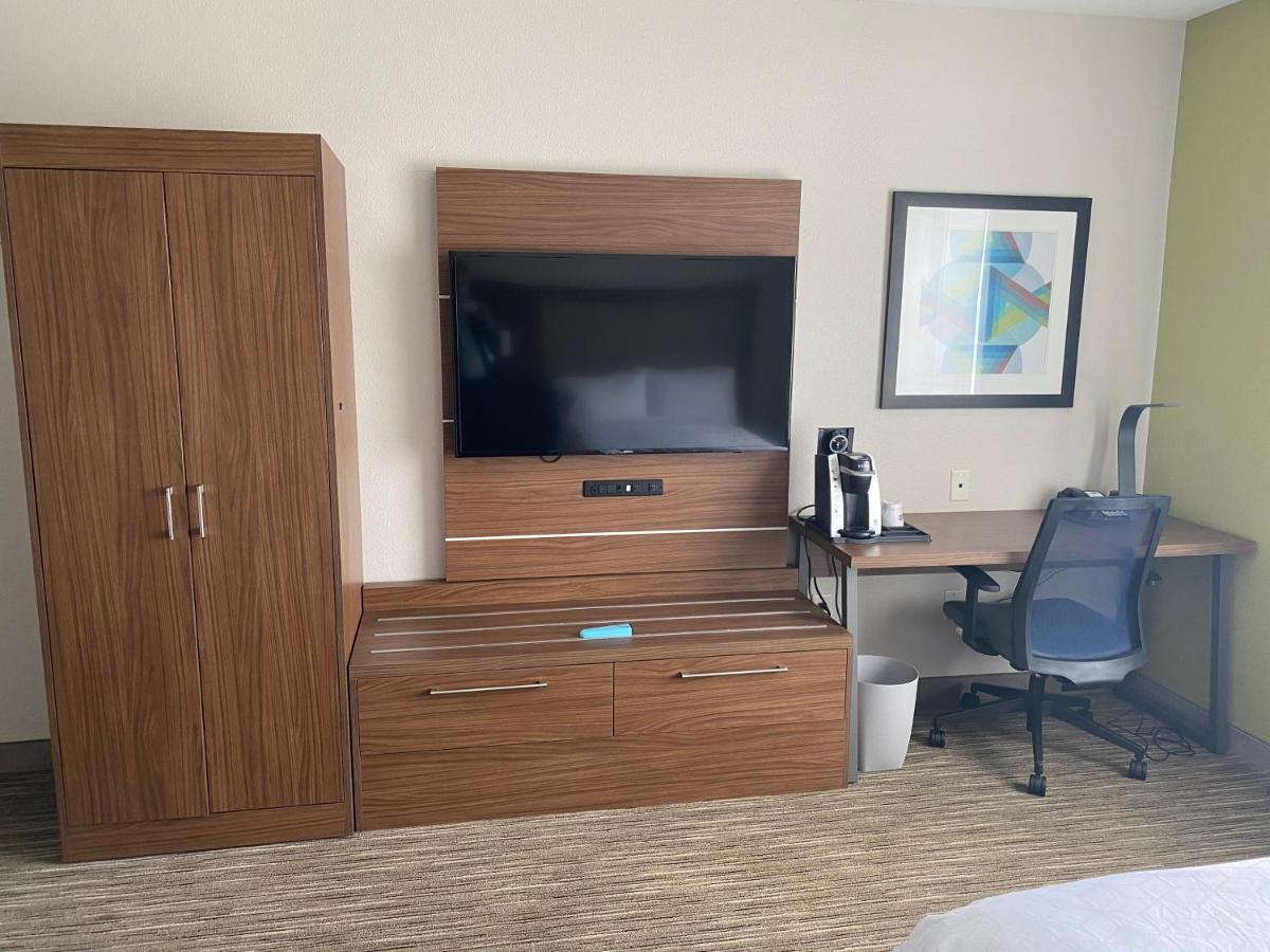 Hotel Express & Historic Old Town By Ihg 3*